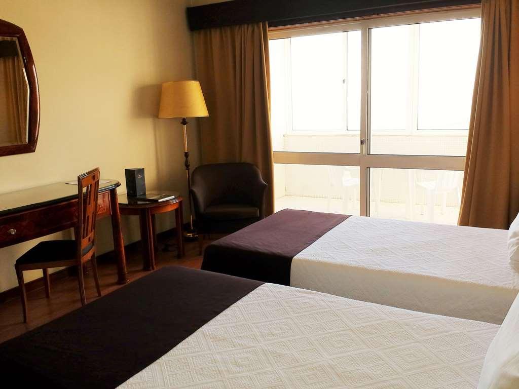 Golden Tulip Porto Gaia Hotel Vila Nova de Gaia Szoba fotó