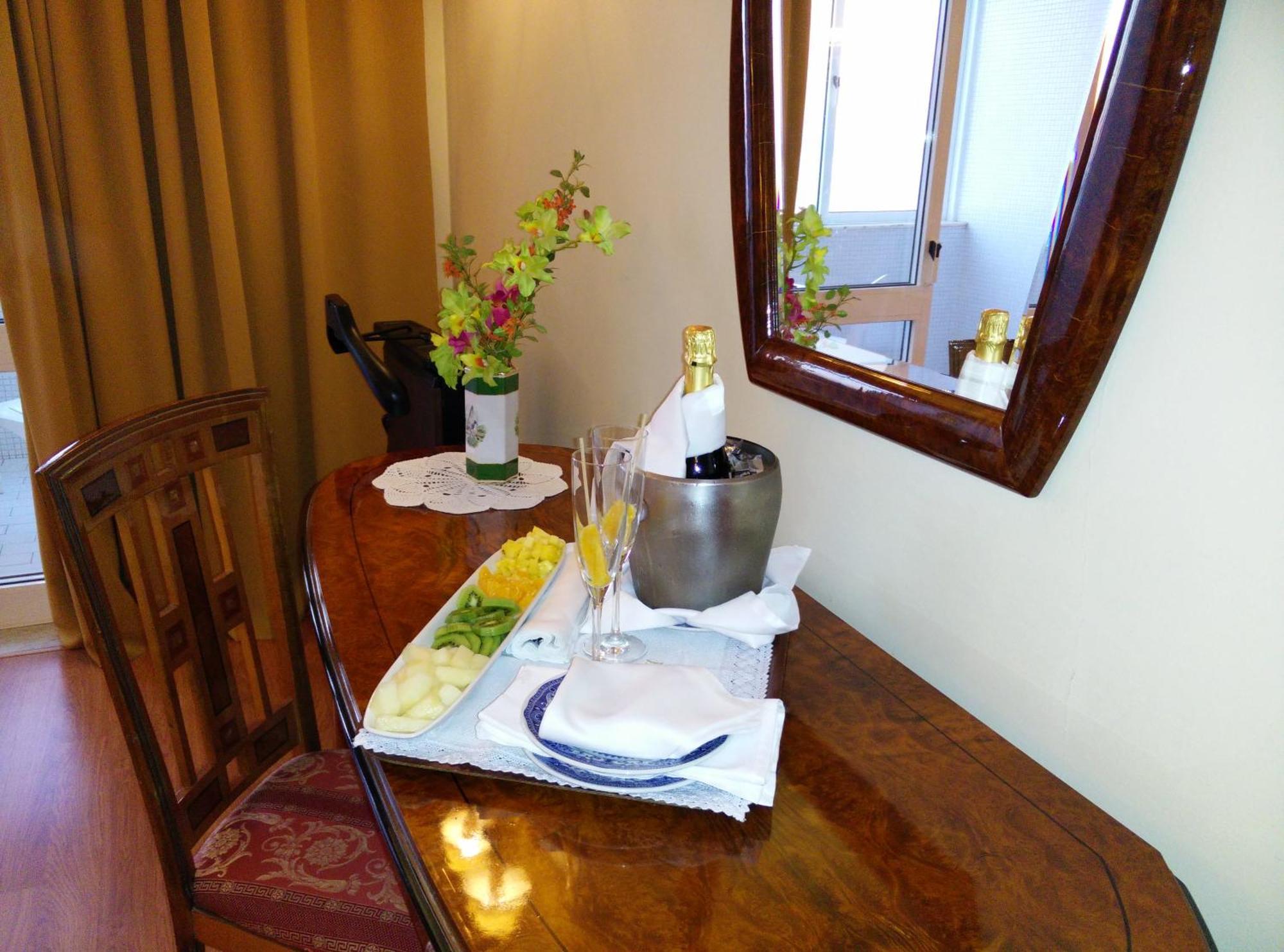 Golden Tulip Porto Gaia Hotel Vila Nova de Gaia Kültér fotó