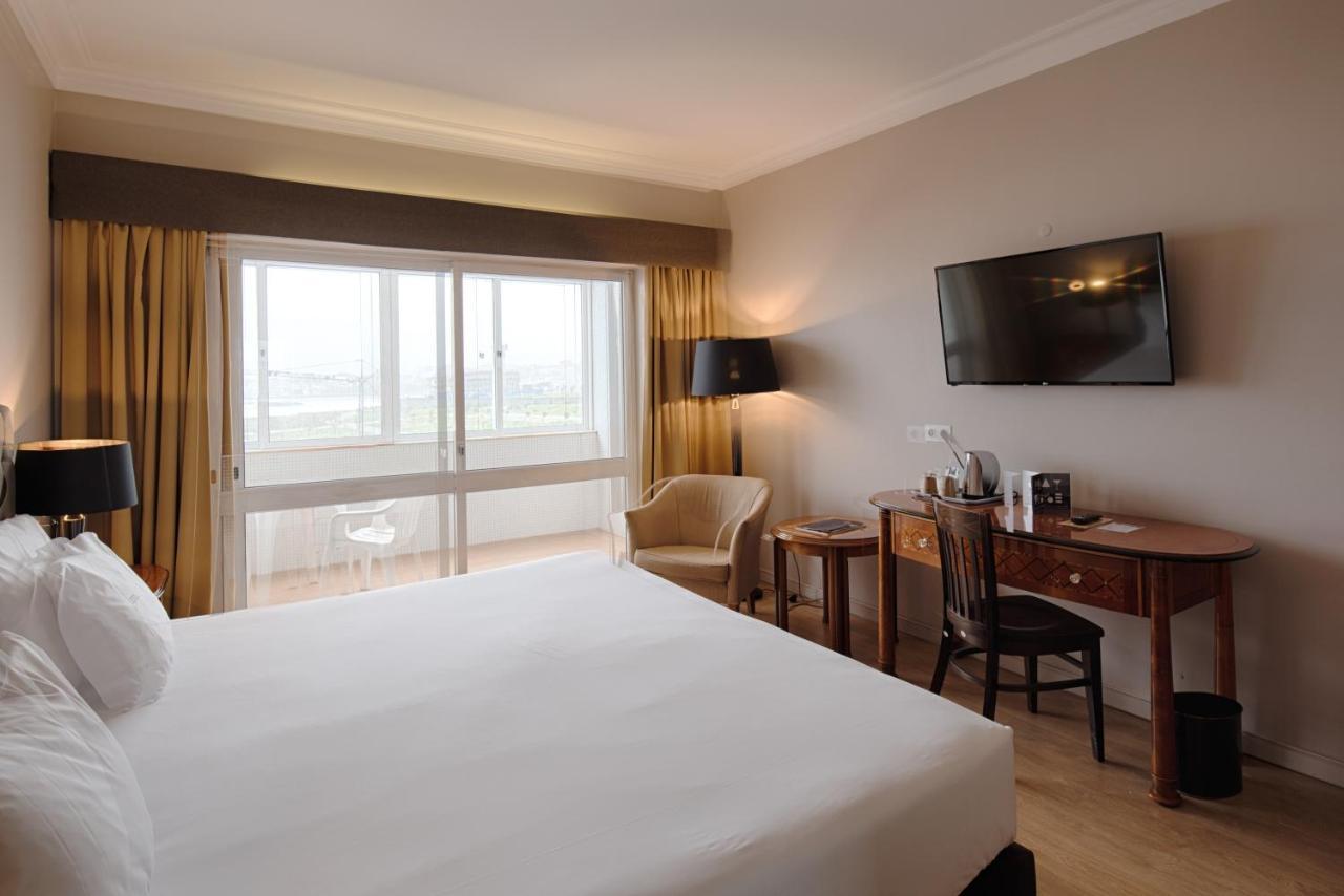 Golden Tulip Porto Gaia Hotel Vila Nova de Gaia Kültér fotó